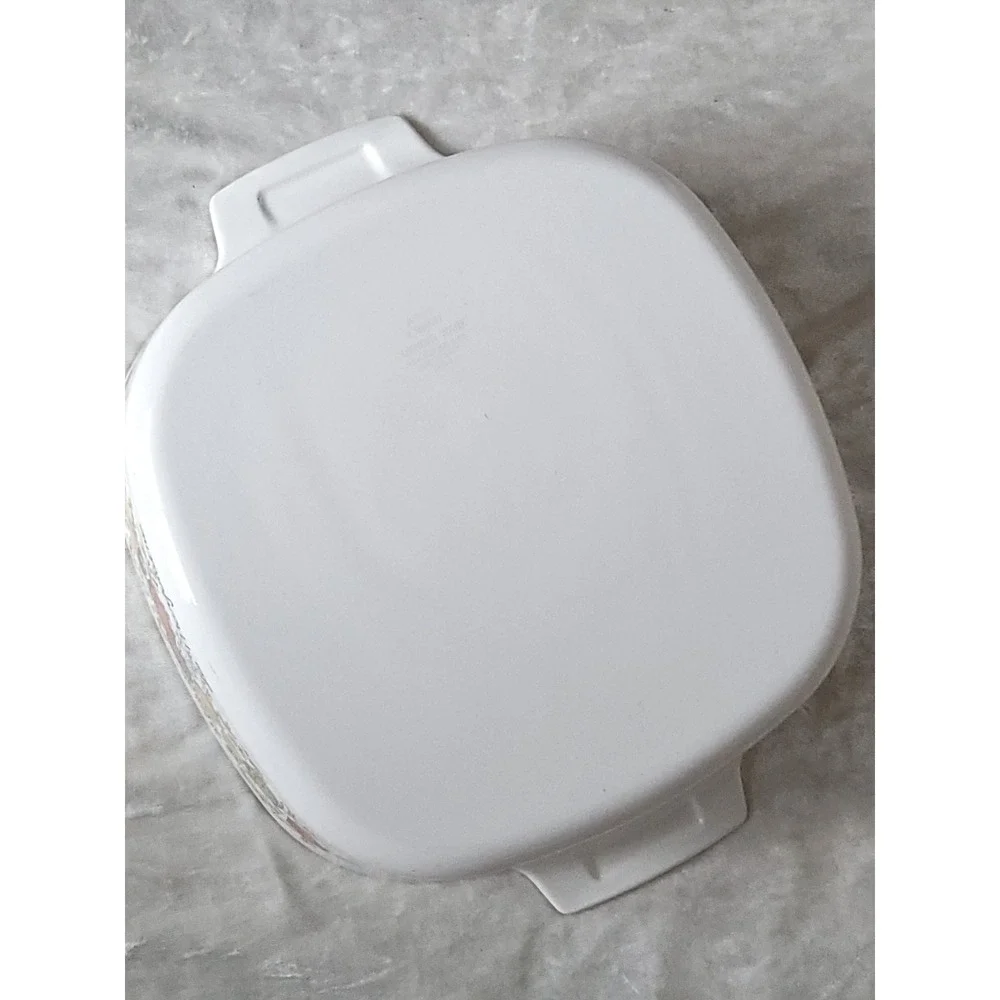 Corning Ware La Marjolaine 2 Quart Casserole Dish A-2-B with Pyrex Amber Lid